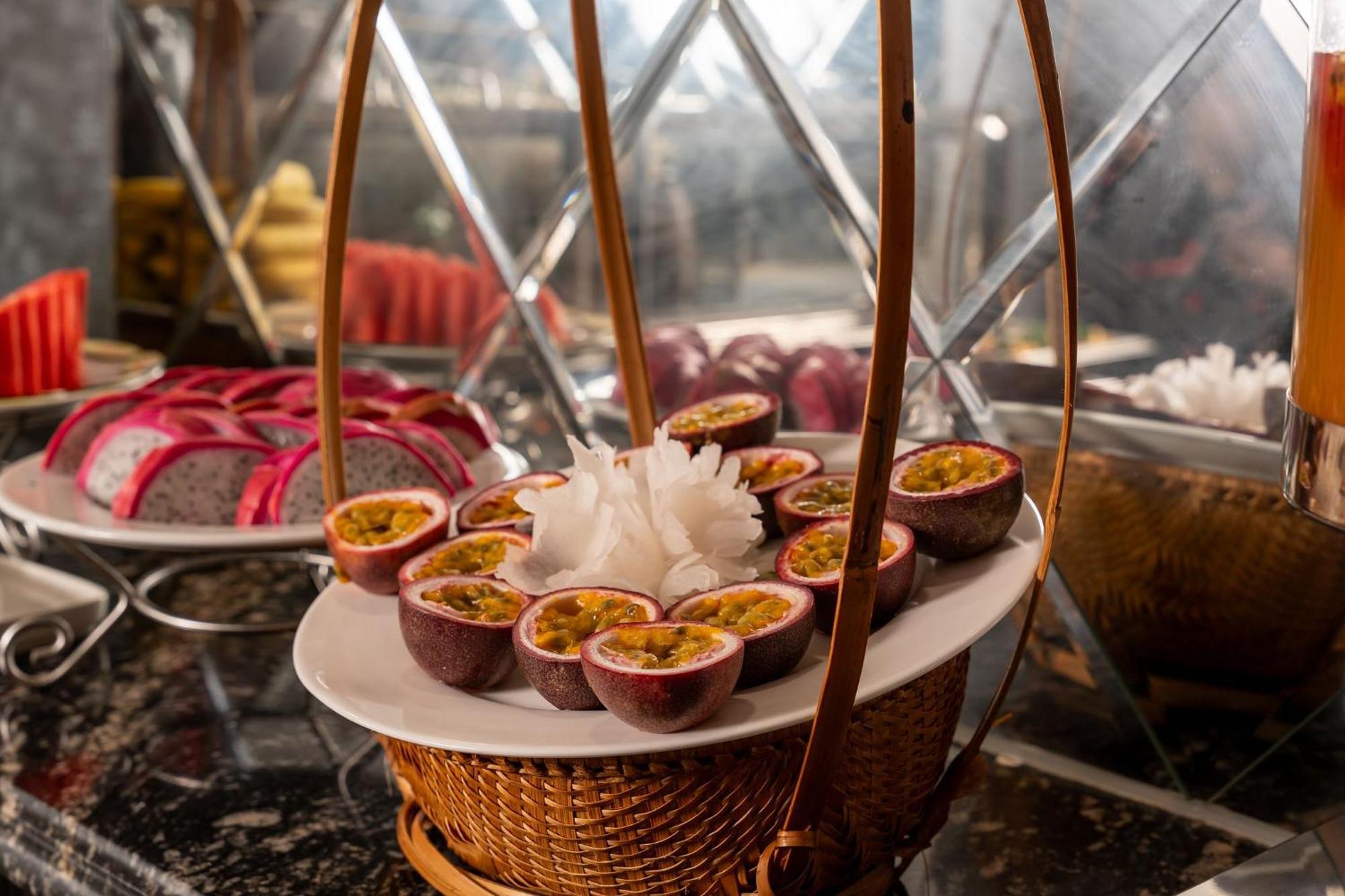 Amara Hanoi Hotel And Spa ภายนอก รูปภาพ